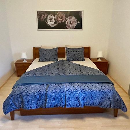 Apartment Donatella Porec Exterior photo